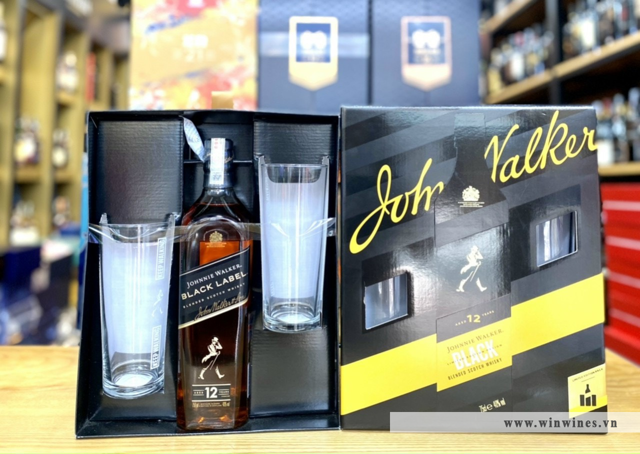 Johnnie Walker Black Label - Hộp Quà Tết 2023