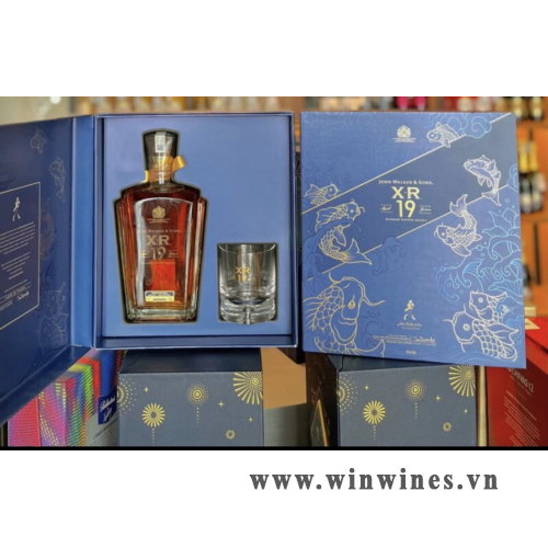 Johnnie Walker XR 19 Năm - Hộp Quà Tết 2023